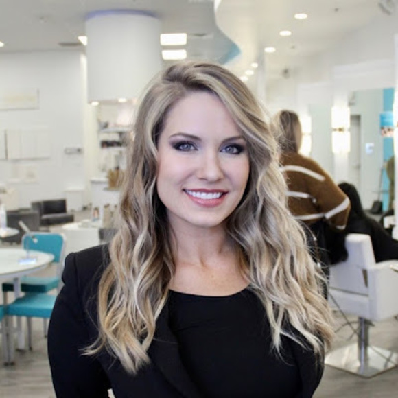 Meet your Posher, Ella - Picture 1 of 1